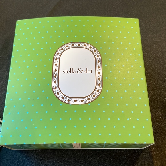 Stella & Dot Multi Colored Mixed Metal Gold-tone Mae Statement Necklace - Picture 6 of 8